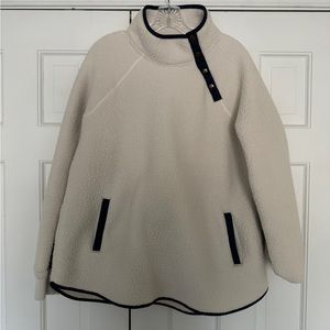 Southern Tide fleece poncho size XL